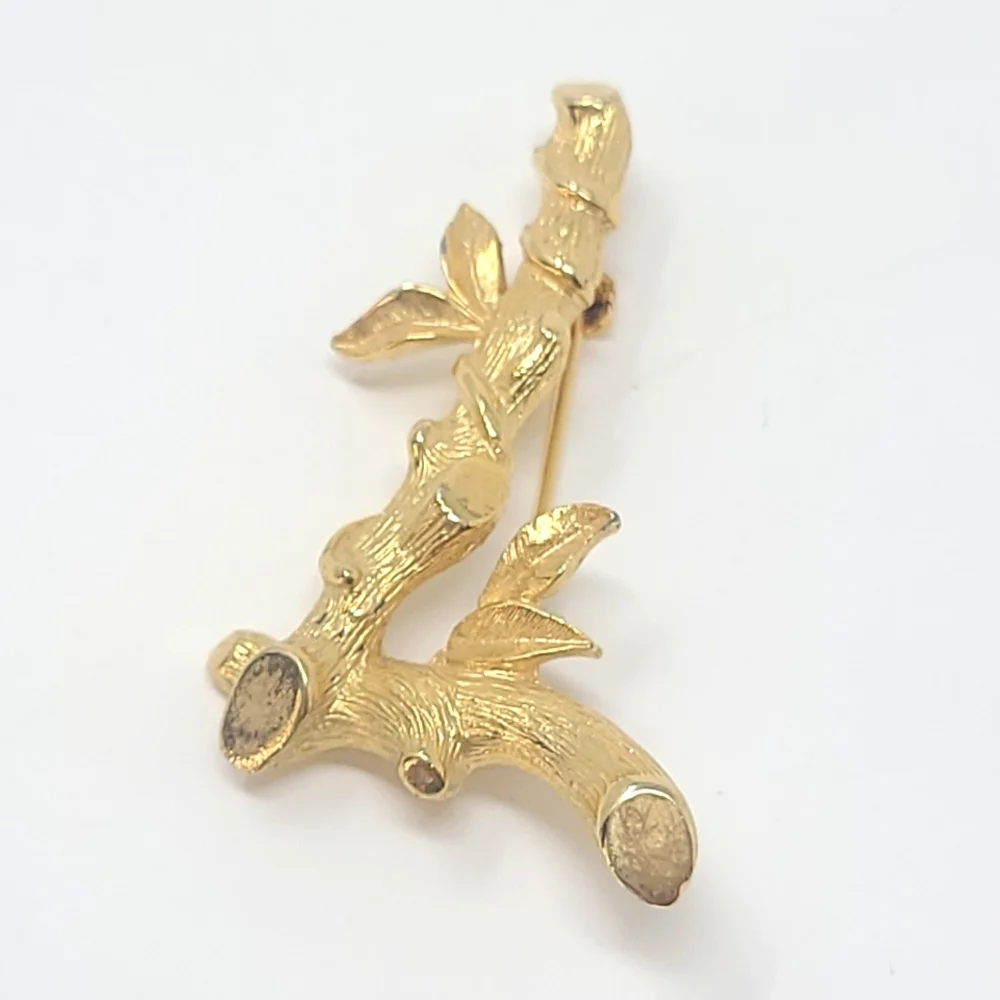 Vintage Sarah Coventry 1960's signed letter L pin brooch bamboo vine‎ design